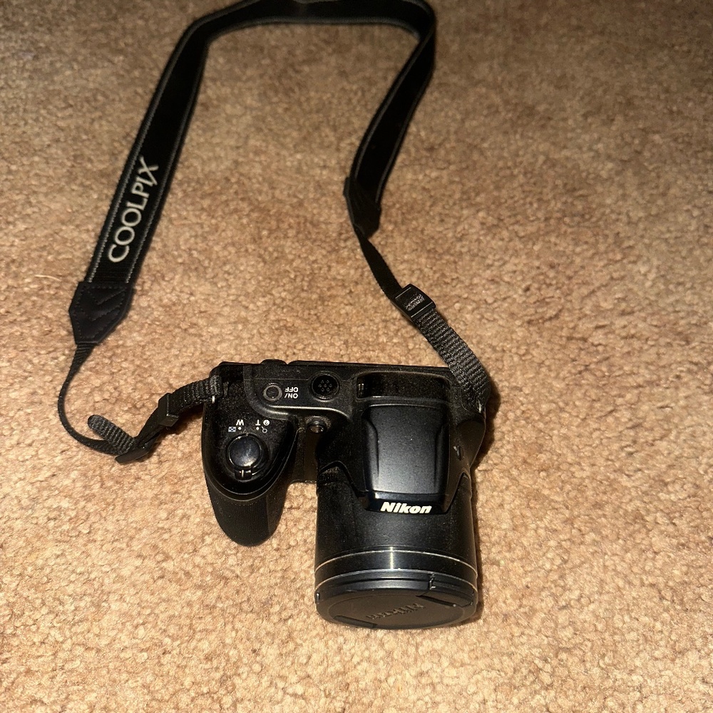 Nikon COOLPIX L310